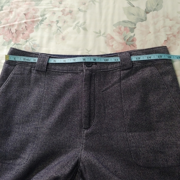 Aritzia Talula Cropped Pants Size 4 - Picture 9 of 11